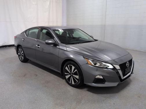 Gun Metallic 2021 Nissan Altima 2.5 SV