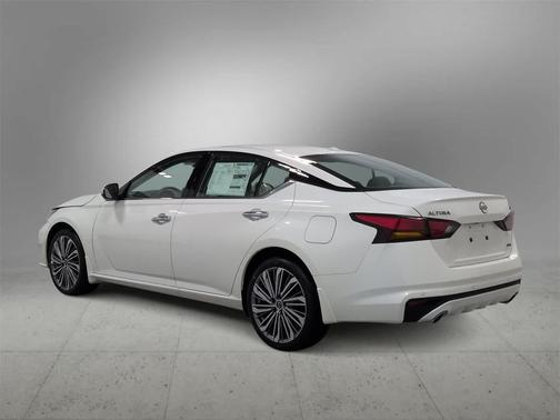 2025 Nissan Altima SL AWD