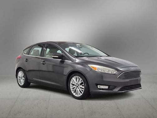 Magnetic 2016 Ford Focus Titanium