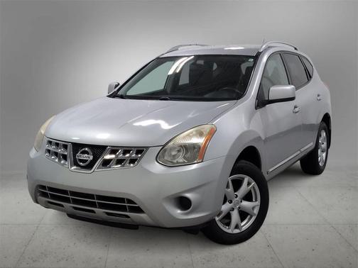 2011 Nissan Rogue SV