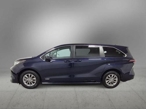 Blueprint 2021 Toyota Sienna LE