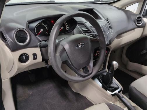 2013 Ford Fiesta S