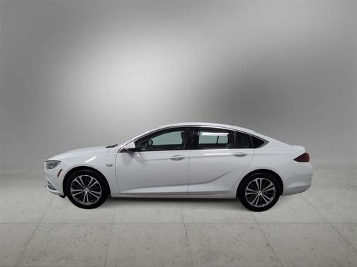 2018 Buick Regal Sportback Preferred II