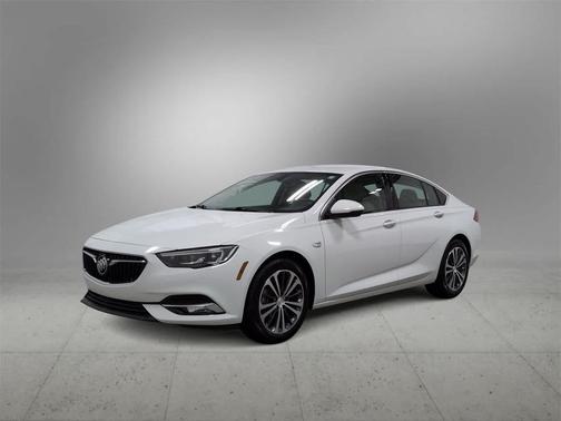 2018 Buick Regal Sportback Preferred II