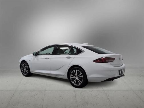 2018 Buick Regal Sportback Preferred II