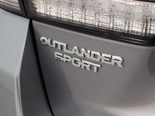 2020 Mitsubishi Outlander Sport SE