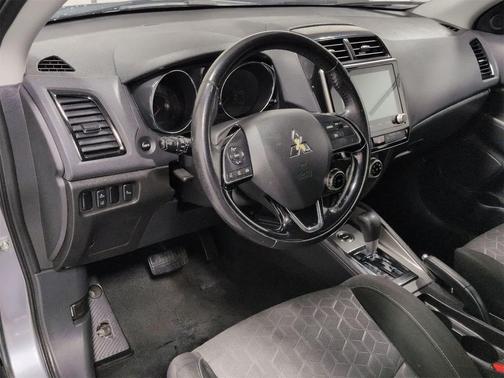 2020 Mitsubishi Outlander Sport SE