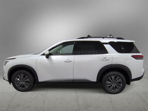 2025 Nissan Pathfinder SV 4WD