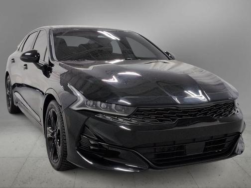 Ebony Black 2024 Kia K5 GT-Line