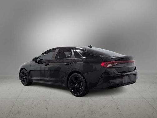 Ebony Black 2024 Kia K5 GT-Line