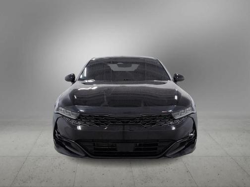 Ebony Black 2024 Kia K5 GT-Line
