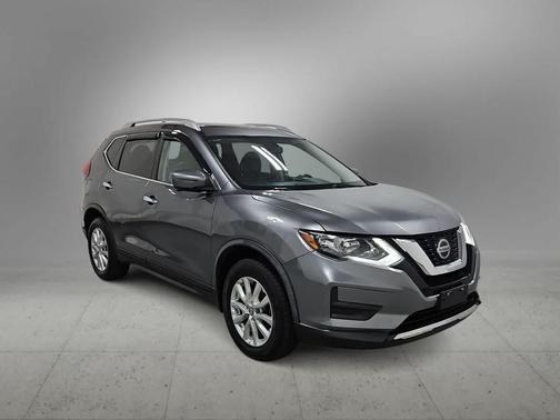 Gun Metallic 2018 Nissan Rogue SV