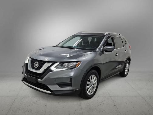Gun Metallic 2018 Nissan Rogue SV