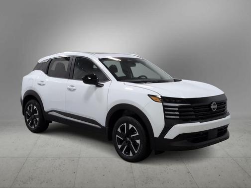 Fresh Powder 2026 Nissan Kicks SV