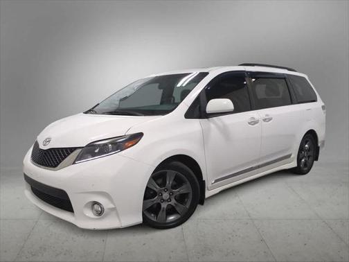 2015 Toyota Sienna SE