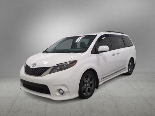 2015 Toyota Sienna SE