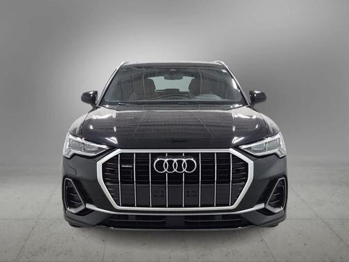 Mythos Black Metallic 2021 Audi Q3 45 S line Premium Plus