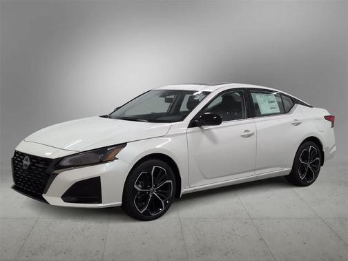 2025 Nissan Altima SR AWD