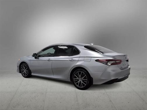 2022 Toyota Camry XLE