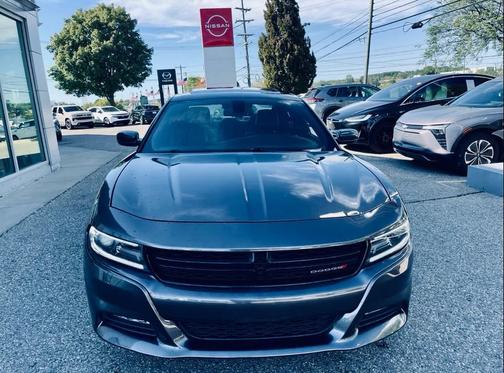 Granite Crystal Metallic Clearcoat 2015 Dodge Charger SXT