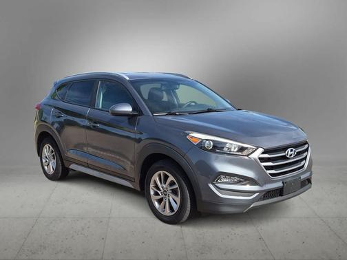 Coliseum Gray 2017 Hyundai TUCSON SE