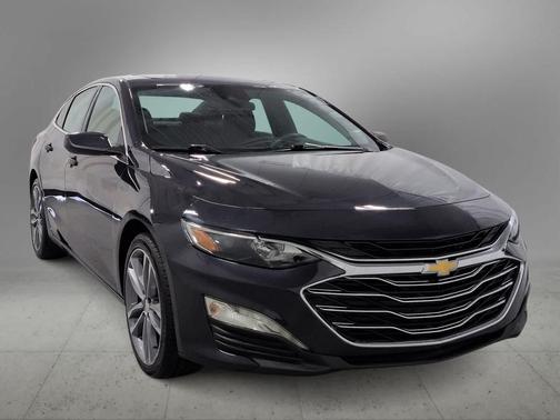 Dark Ash Metallic 2023 Chevrolet Malibu FWD 1LT