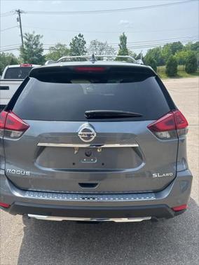 2020 Nissan Rogue SL