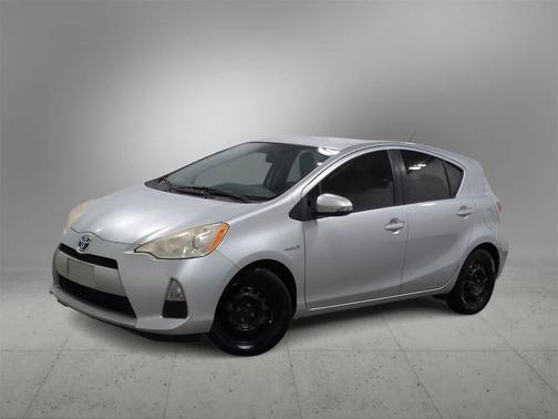 2014 Toyota Prius c Four