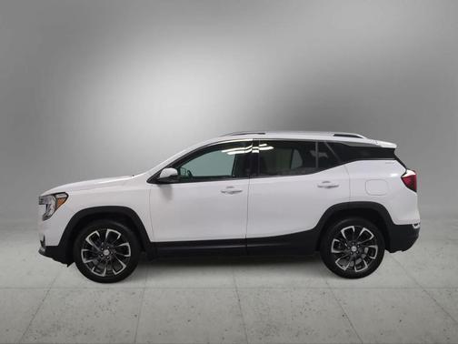 Summit White 2022 GMC Terrain SLT