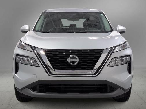 Brilliant Silver Metallic 2022 Nissan Rogue SV
