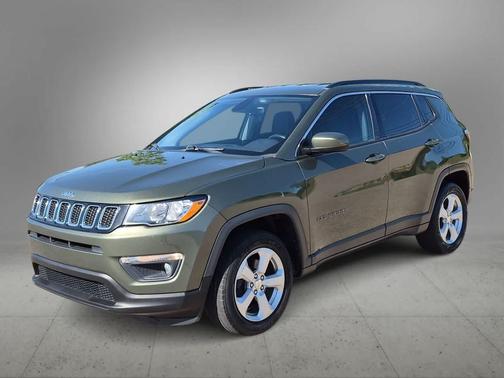 Olive Green Pearlcoat 2018 Jeep Compass Latitude