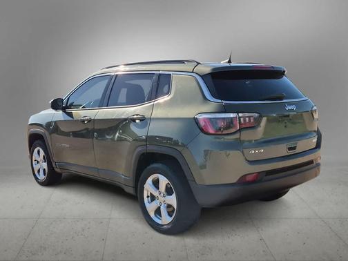 Olive Green Pearlcoat 2018 Jeep Compass Latitude