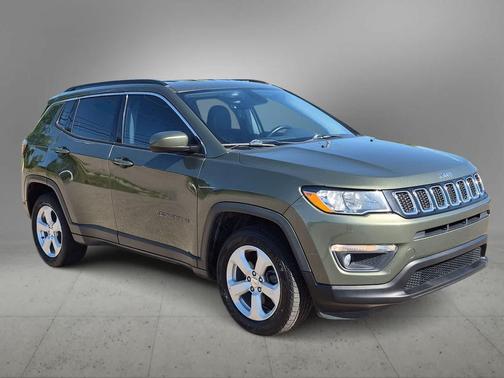 Olive Green Pearlcoat 2018 Jeep Compass Latitude