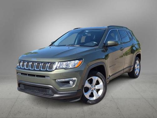 Olive Green Pearlcoat 2018 Jeep Compass Latitude