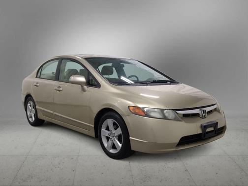 Gold 2007 Honda Civic 4dr AT