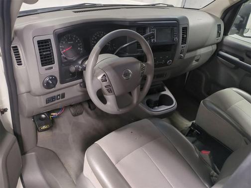 2016 Nissan NV Passenger NV3500 HD S V8