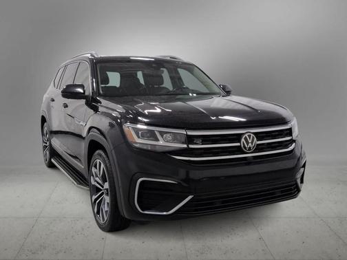 Deep Black Pearl 2021 Volkswagen Atlas