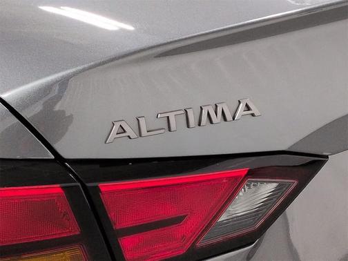 2023 Nissan Altima S FWD