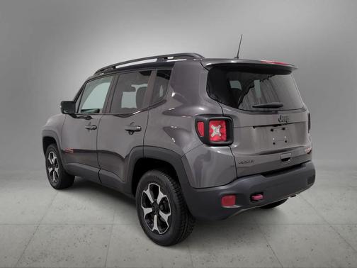 Granite Crystal Metallic Clearcoat 2019 Jeep Renegade Trailhawk