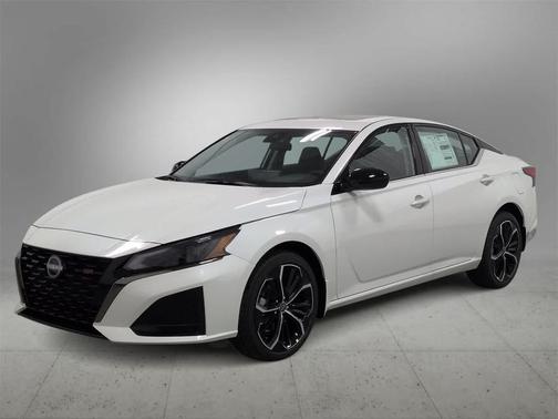 2025 Nissan Altima SR AWD