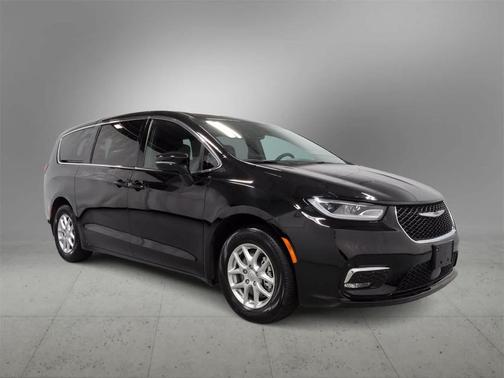 2025 Chrysler Pacifica L