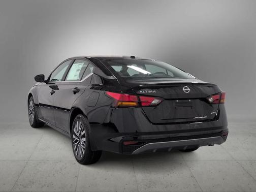Super Black 2026 Nissan Altima SV AWD