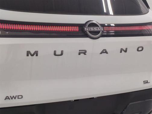 2025 Nissan Murano SL