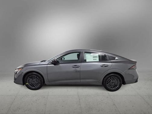 Gun Metallic 2027 Nissan Sentra SV