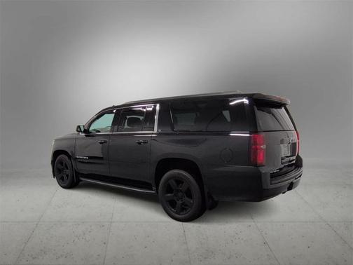 2018 Chevrolet Suburban LT