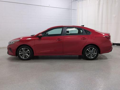Currant Red 2024 Kia Forte LXS
