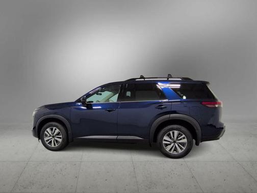 Deep Ocean Blue Pearl 2026 Nissan Pathfinder SL