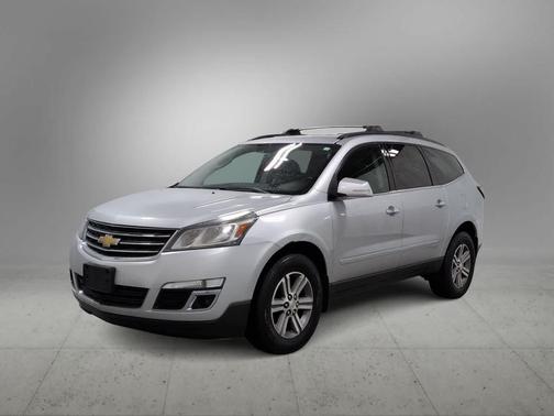 Silver Ice Metallic 2017 Chevrolet Traverse 1LT