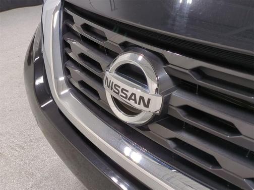 2017 Nissan Pathfinder Platinum