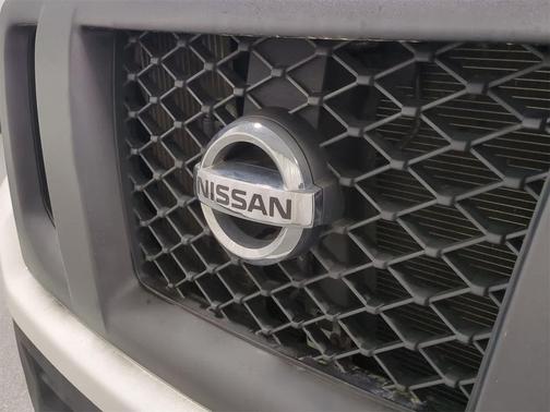 2016 Nissan NV Passenger NV3500 HD S V6